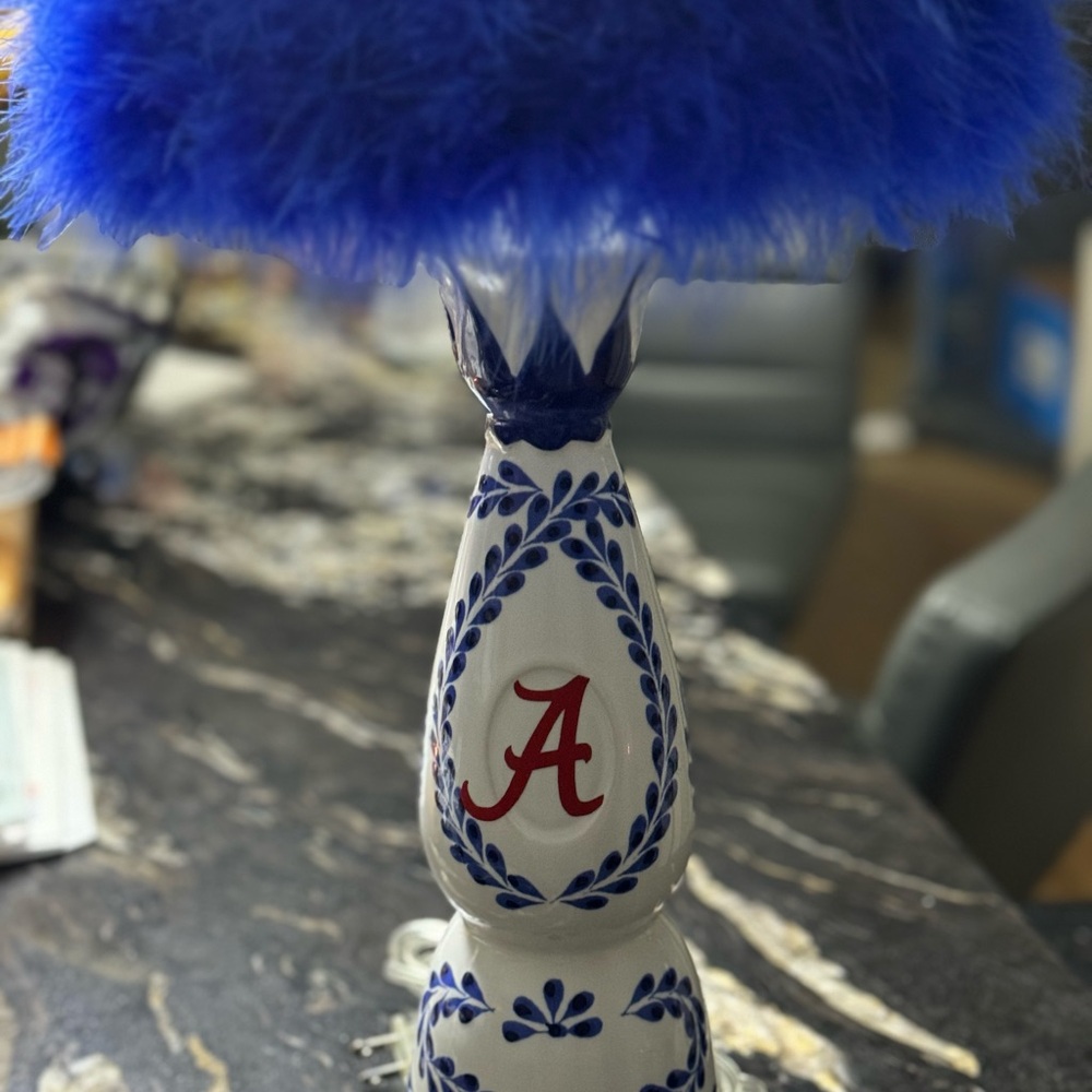 Blue and White Feathered Lamp